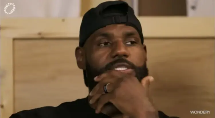 的讨论, 三角进攻不