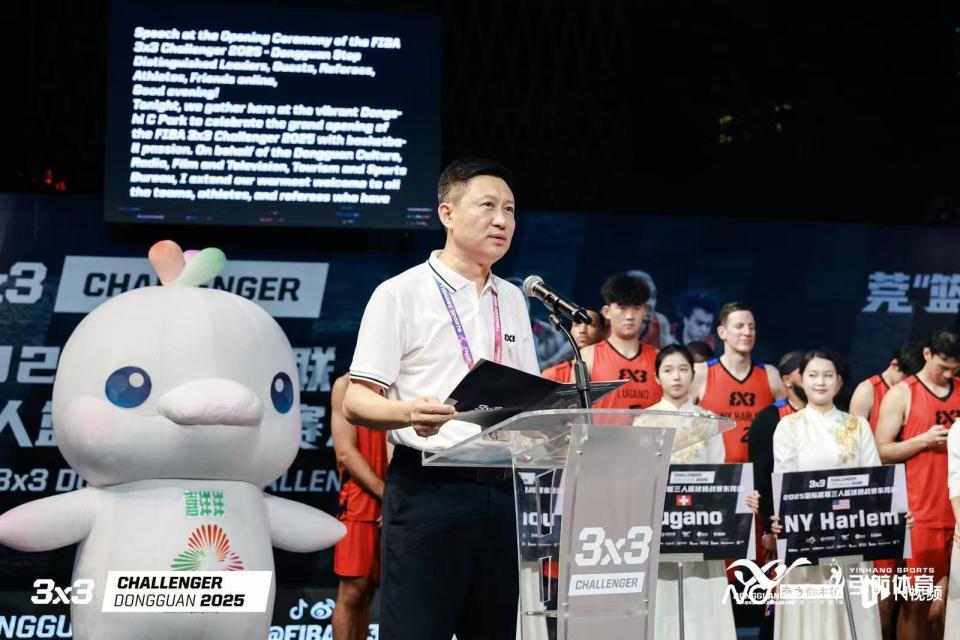 容的城市形, 跳水世界冠 容的城市形, 跳水世界冠